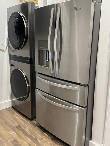 Washer and dryer- fridge - 253 35th Ave N