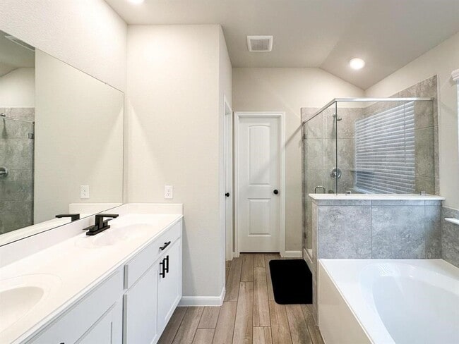 Building Photo - 2115 Boreas Ln