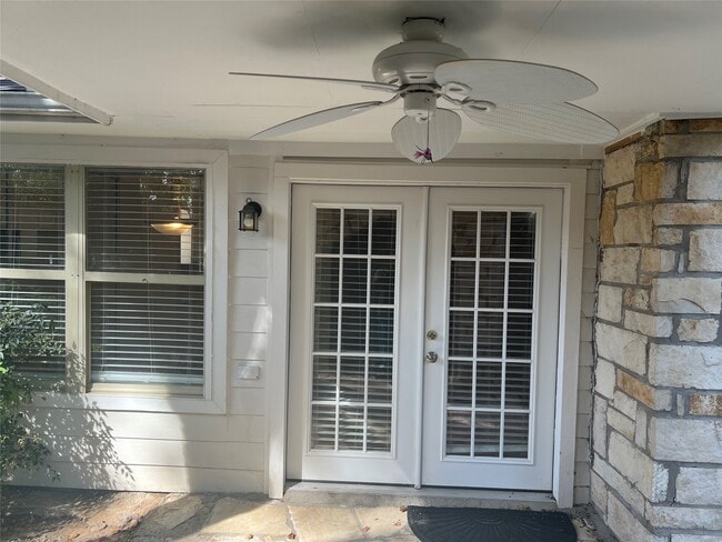 Building Photo - 5115 Autumn Forest Dr