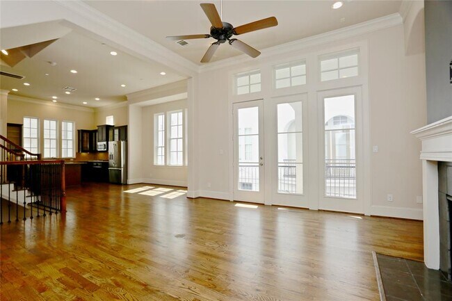 Building Photo - 3216 McKinney St