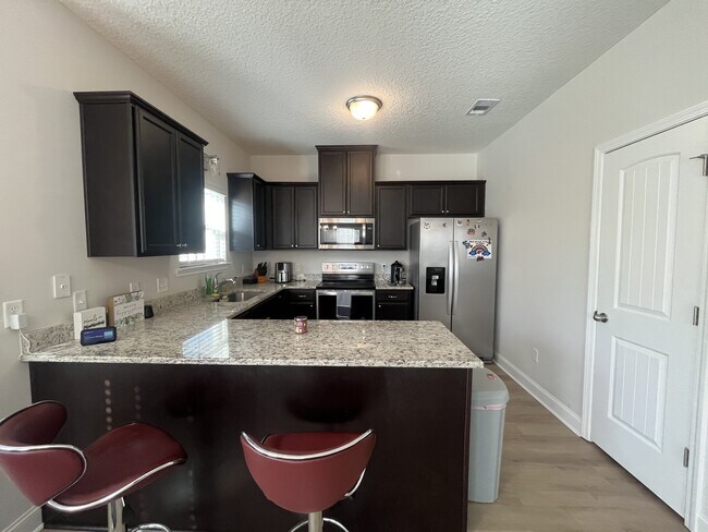 Building Photo - 1211 Grayson Ave