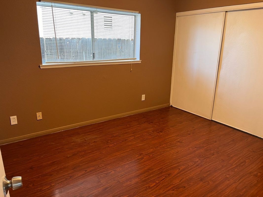 Building Photo - 24418 Electra Ct