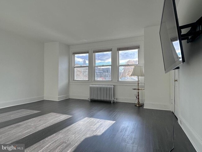 Building Photo - 411 Burmont Rd