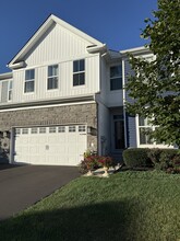 Building Photo - 115 Wynstone Ct