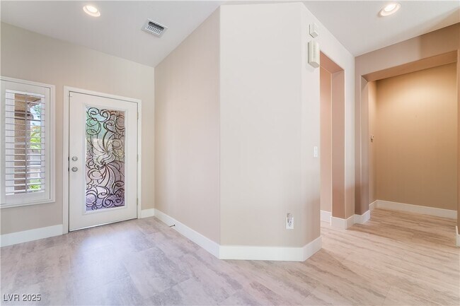 Building Photo - 3016 Friendship Hill Cir