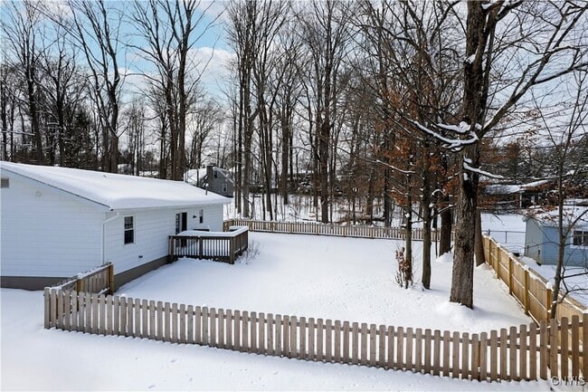 Building Photo - 57 Beechwood Rd