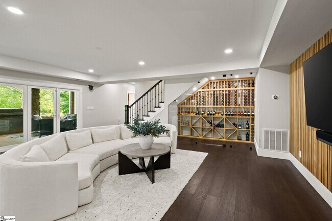Building Photo - 312 Stonebrook Farm Way