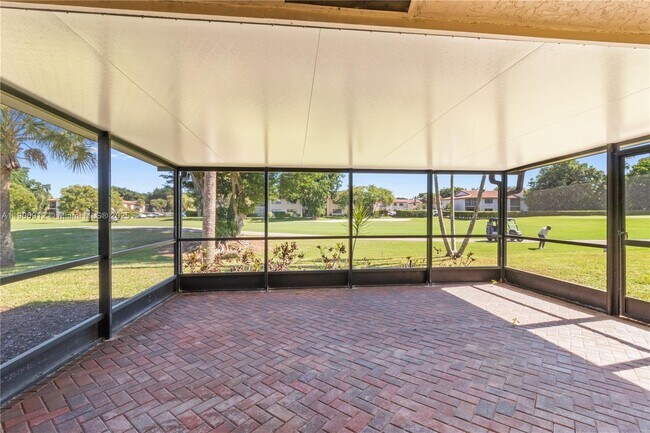 Building Photo - 21344 Escondido Way S