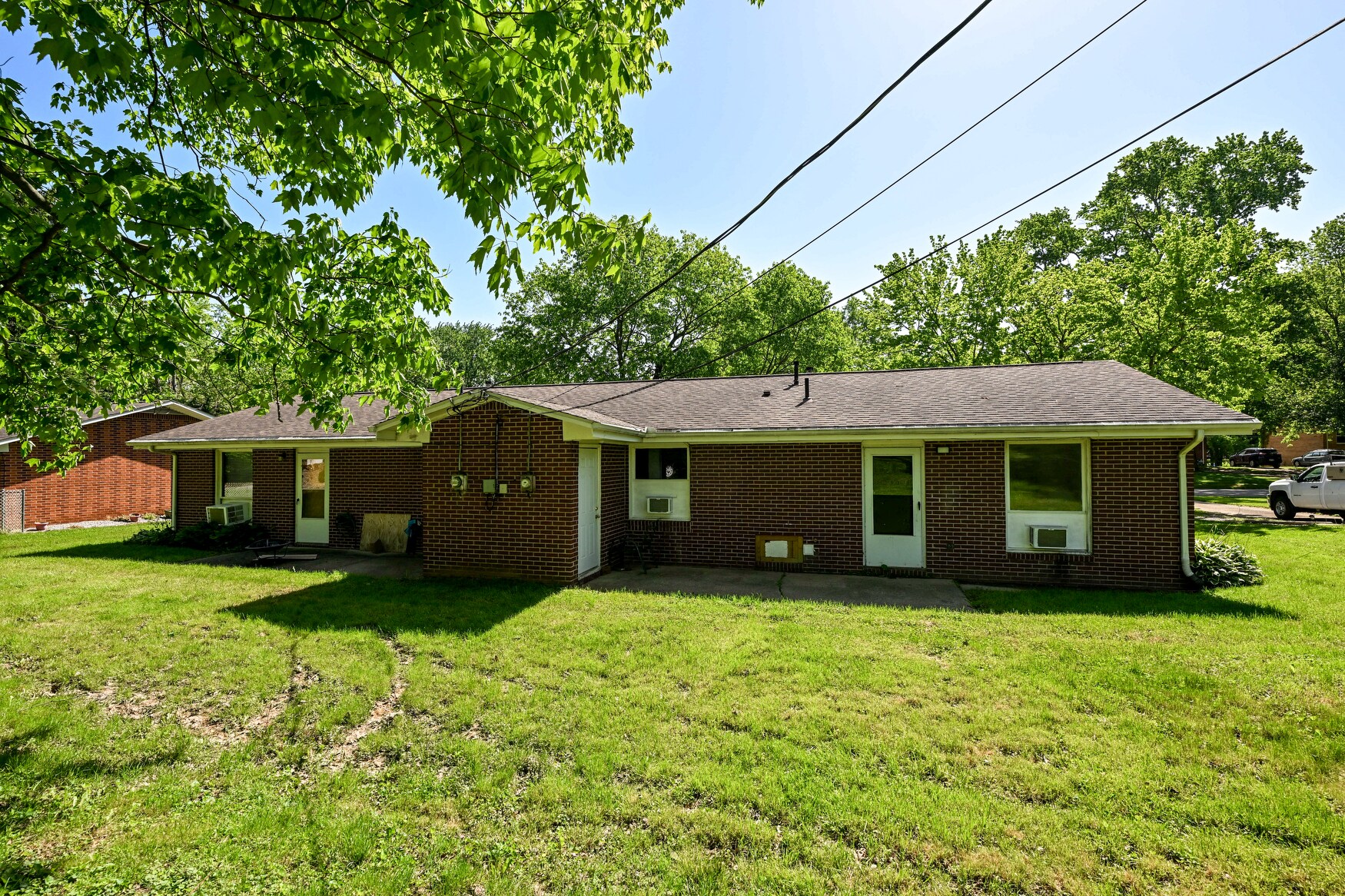 Building Photo - 3287 Delray Ave NW