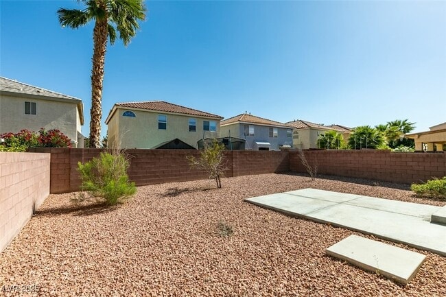 Building Photo - 6673 Octave Ave