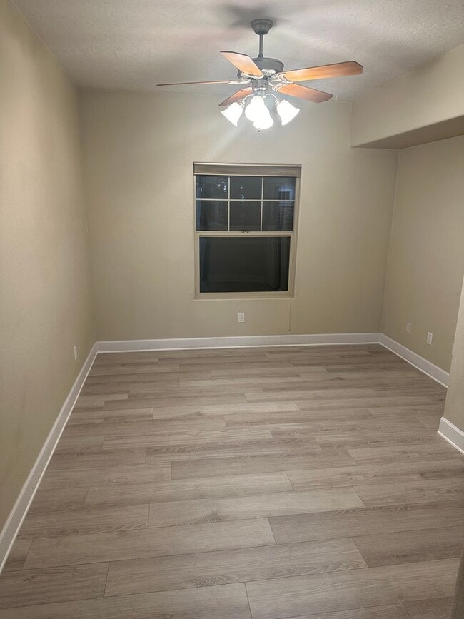Building Photo - Main Level West Fork Condo