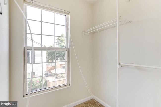 Building Photo - 4831 Green Duck Ln