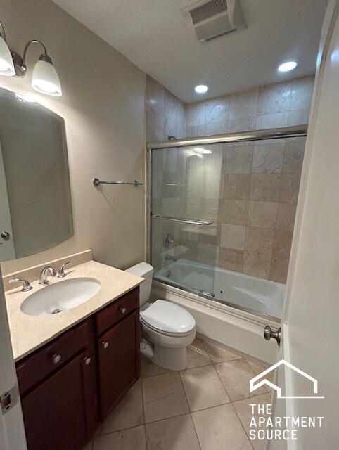 Building Photo - 2053 W Summerdale Ave