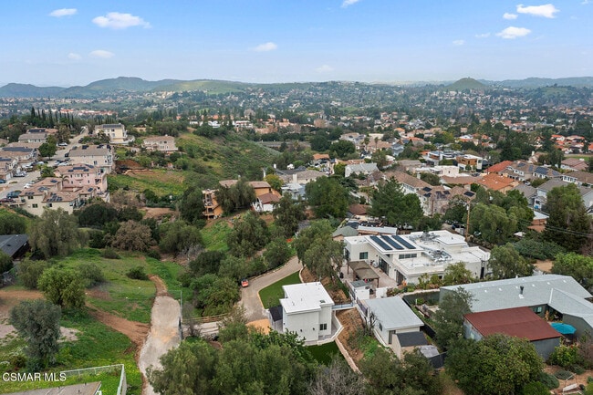 Building Photo - 263 McKnight Rd