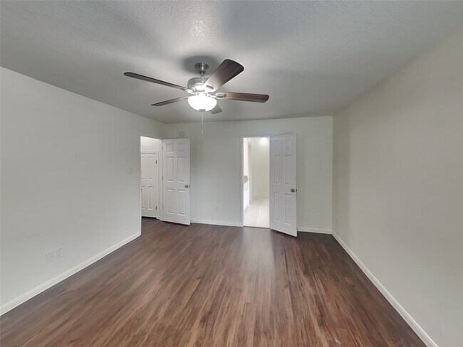 Building Photo - 31702 Regal Park Ct