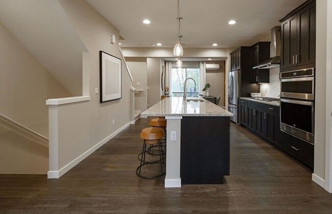 Building Photo - Modern Air Conditioned 3 bedroom in Bothell