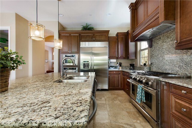 Building Photo - 4731 Oceanridge Dr