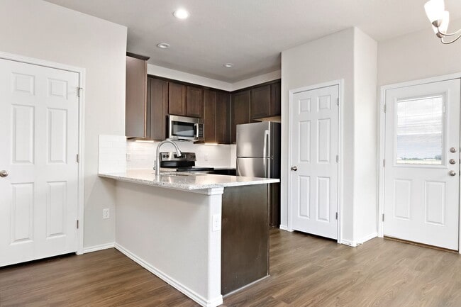 Building Photo - 9204 Canyon Bnd