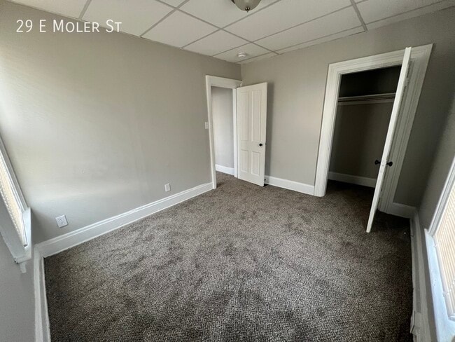 Building Photo - 29 E Moler St