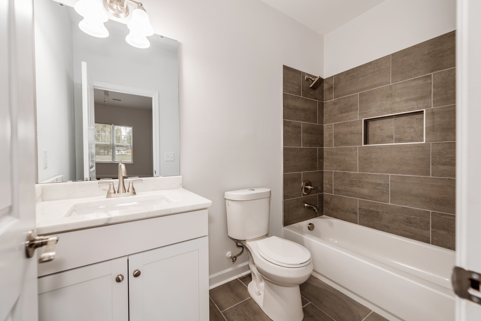 Building Photo - 910 N Ransom St