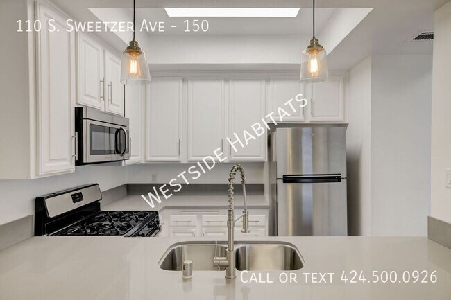 Building Photo - 110 Sweetzer Ave