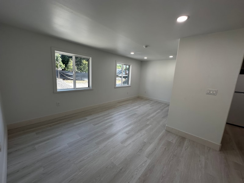 Building Photo - 3033 Northrop Ave