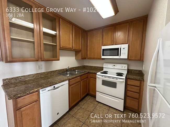 Building Photo - $500 OFF First Month!!! College Grove!  3B...