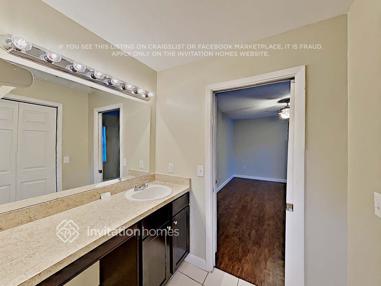 Building Photo - 2711 Citron Dr