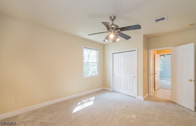 Building Photo - 46 Phoenix Ave