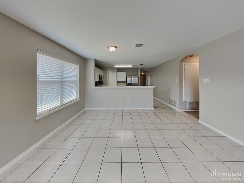 Building Photo - 3018 High Gate Dr