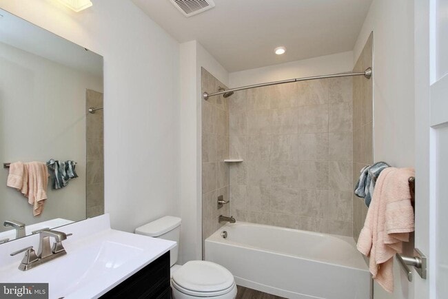 Building Photo - 11073 Meridian Hill Way
