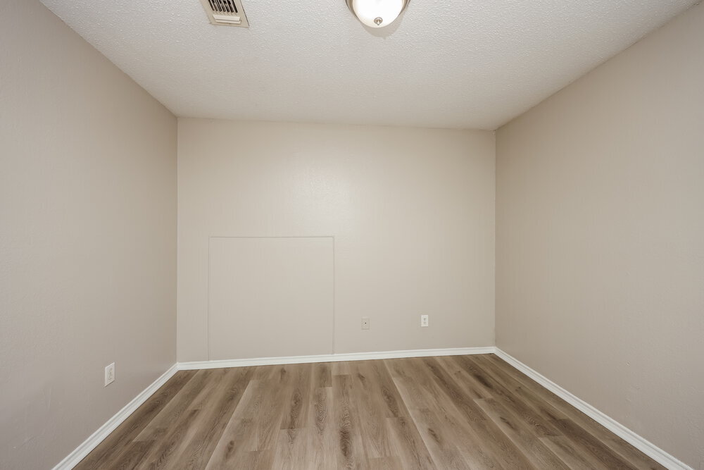 Building Photo - 2717 Bent Brook Dr