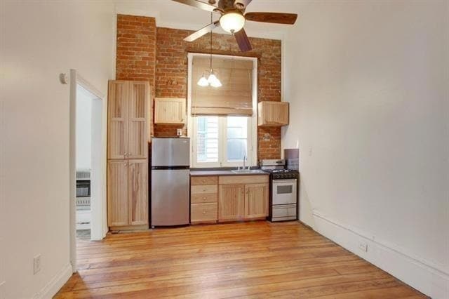 Building Photo - 932 Bourbon St