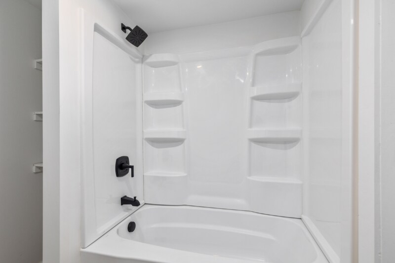 Building Photo - 210 New St