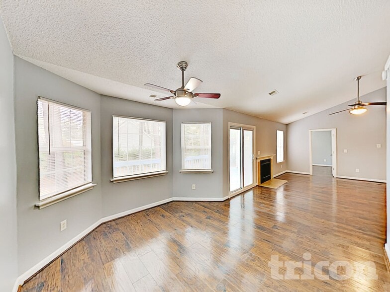 Building Photo - 430 Forest Grove Cir