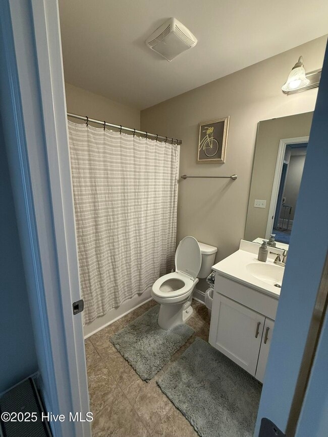 Building Photo - 107 Shagbark Ct