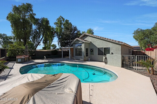 Building Photo - 14635 N 147th Ln