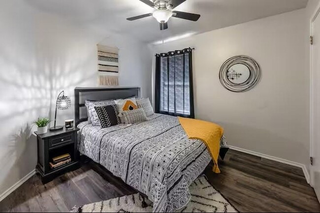 Building Photo - 2304 Smith Branch Blvd