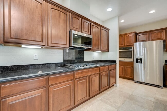 Building Photo - 4 Bedroom Home in Silverstone Ranch / No Rear Neighbors!