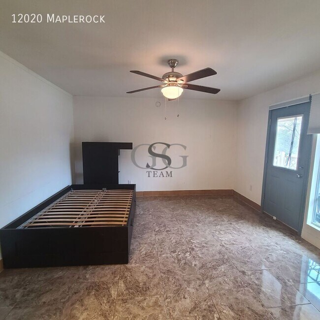 Building Photo - 12020 Maplerock-