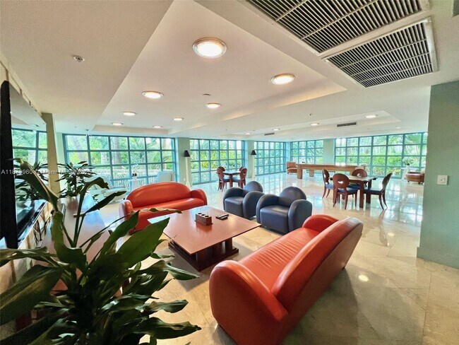 Building Photo - 1500 Ocean Dr