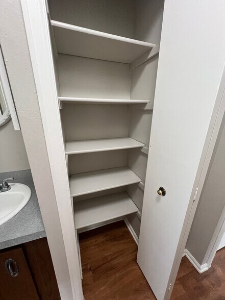 Building Photo - 9277 W 56th Pl