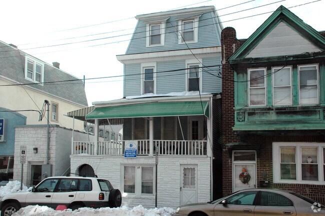 Building Photo - 10 S Florida Ave