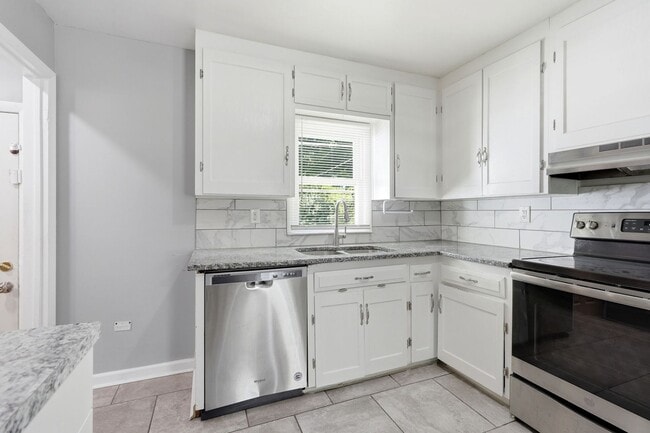 Building Photo - 2602 NW 86th St