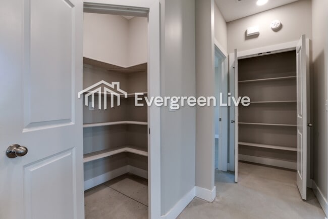 Building Photo - 208 Northern Ct