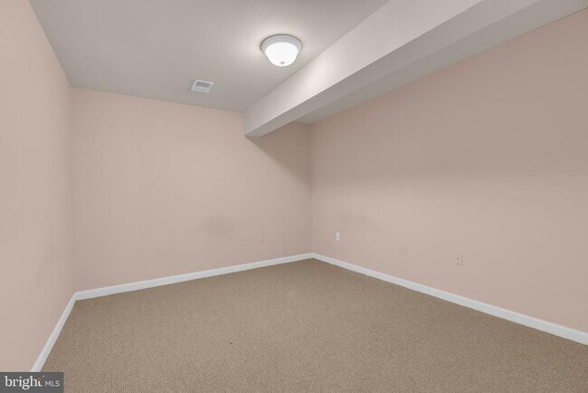 Building Photo - 13072 Autumn Willow Dr