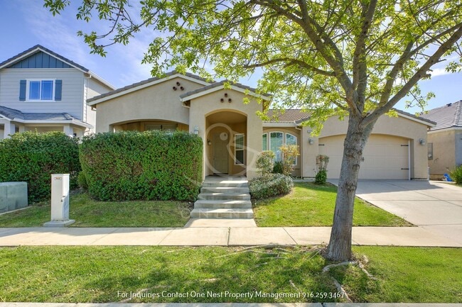 Building Photo - Fantastic Floorplan, great location in Woodland 4+ bedroom, 2 bthm available ASAP