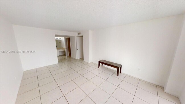 Building Photo - 210 174th St
