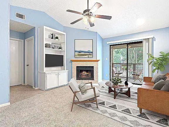 Building Photo - giang