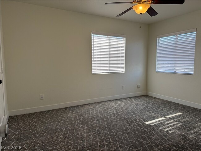 Building Photo - 458 Winthrop Pl